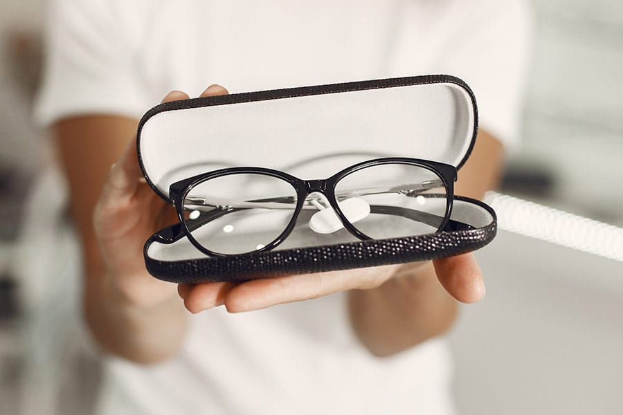 Bien choisir ses verres de lunettes : nos conseils